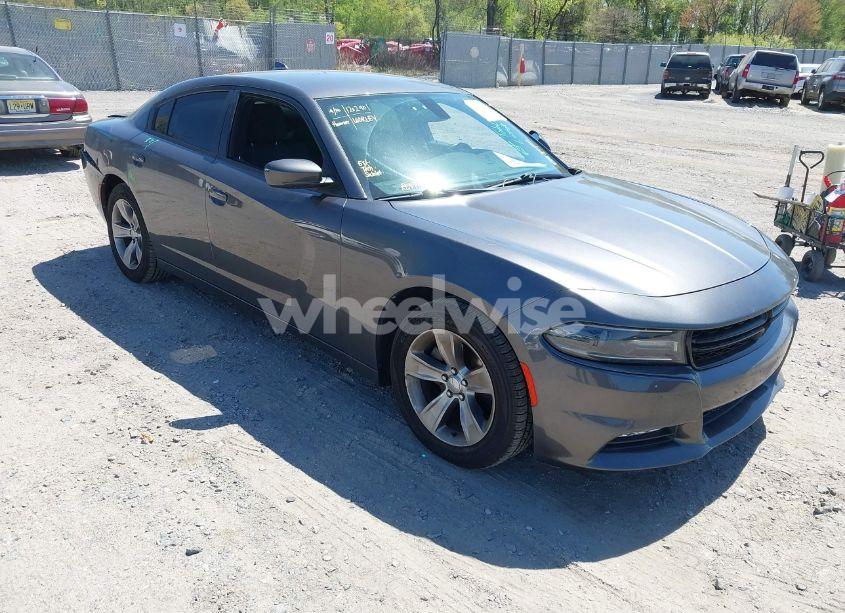 2018 Dodge Charger SXT PLUS RWD (VIN 2C3CDXHG7JH163015) main photo