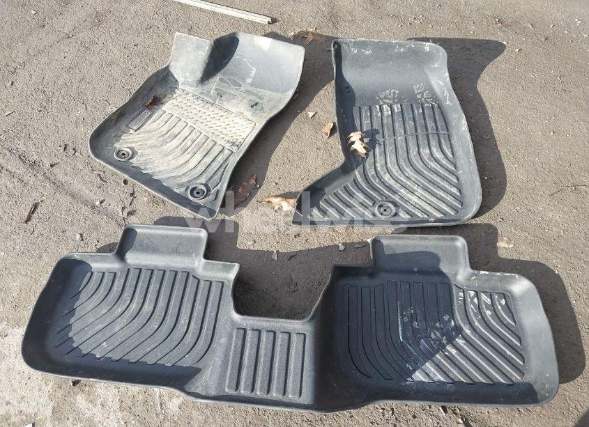 Photo 12 of 2023 Dodge Charger GT (VIN 2C3CDXHG7PH530519)