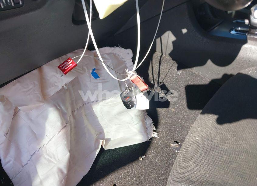 Photo 11 of 2012 Dodge Charger SXT (VIN 2C3CDXHG8CH121990)