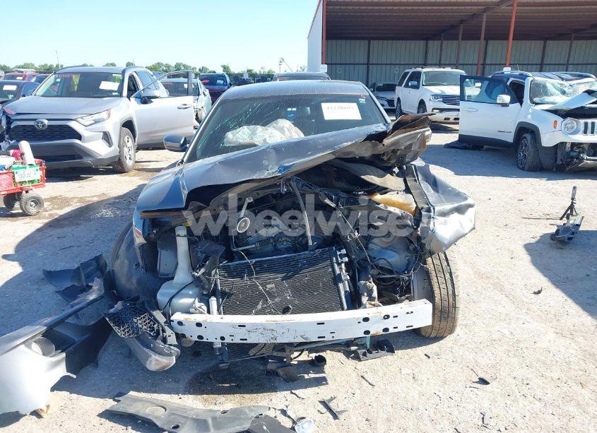 Photo 12 of 2012 Dodge Charger SXT (VIN 2C3CDXHG8CH121990)