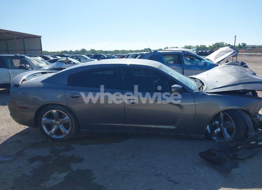 Photo 13 of 2012 Dodge Charger SXT (VIN 2C3CDXHG8CH121990)