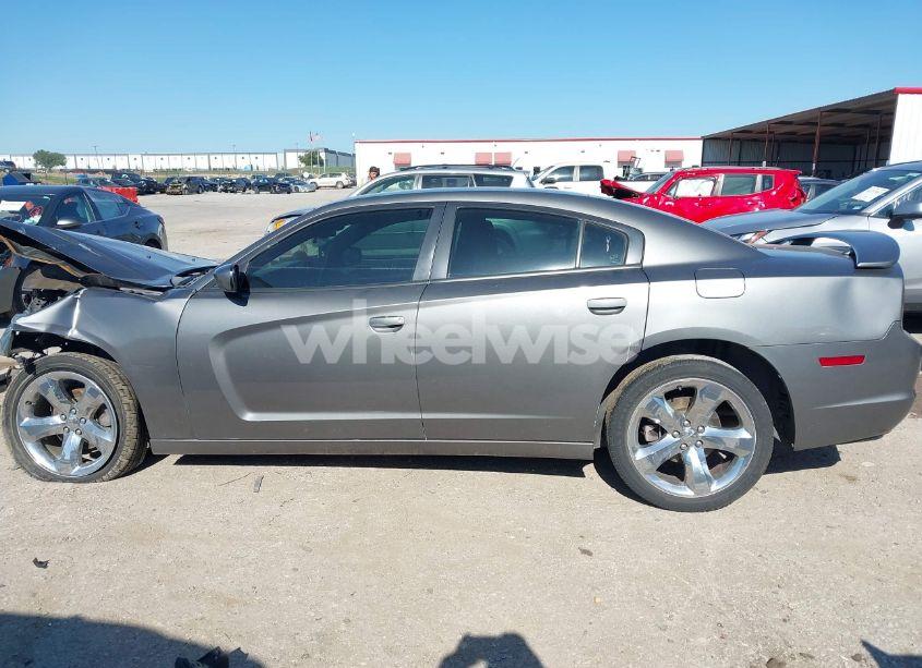 Photo 14 of 2012 Dodge Charger SXT (VIN 2C3CDXHG8CH121990)