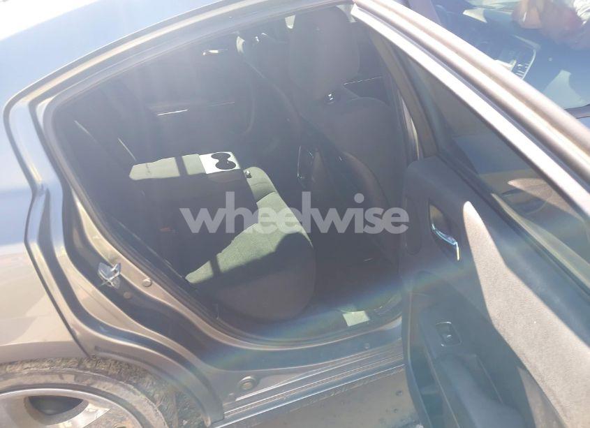 Photo 8 of 2012 Dodge Charger SXT (VIN 2C3CDXHG8CH121990)