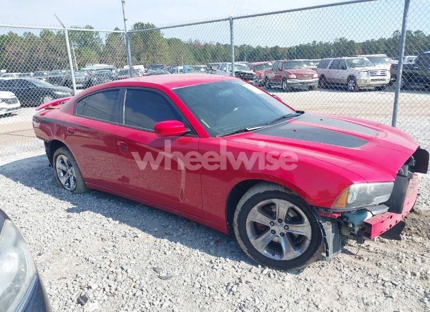 Photo 14 of 2013 Dodge Charger SXT (VIN 2C3CDXHG8DH525485)