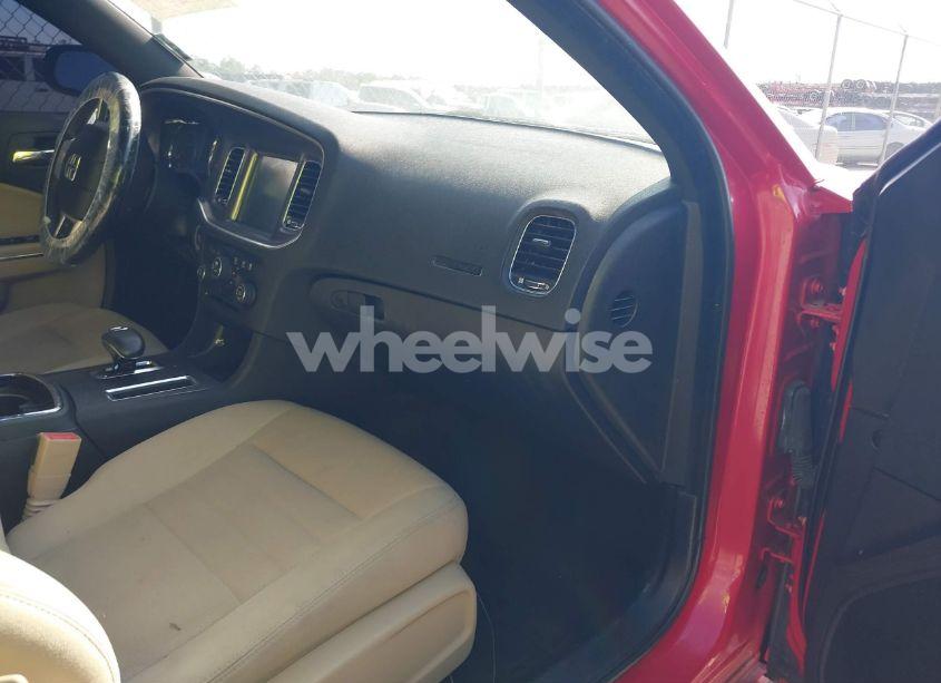 Photo 5 of 2013 Dodge Charger SXT (VIN 2C3CDXHG8DH525485)