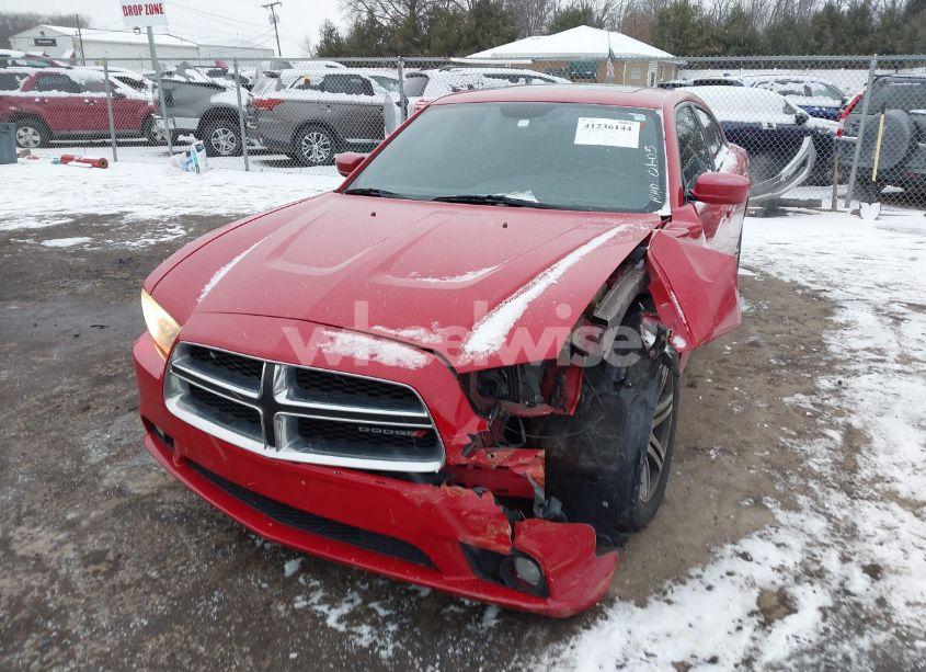 Photo 2 of 2013 Dodge Charger SXT (VIN 2C3CDXHG8DH633086)
