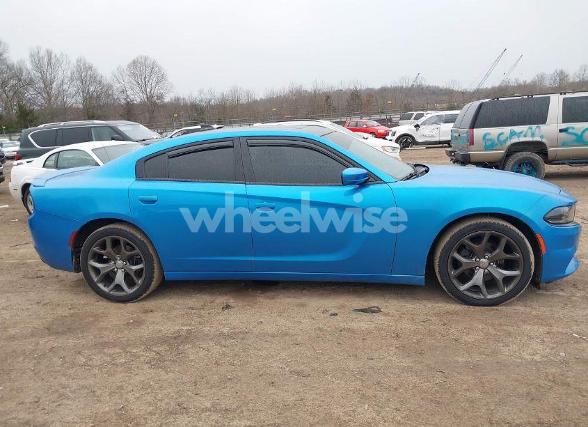 Photo 14 of 2015 Dodge Charger SXT (VIN 2C3CDXHG8FH906921)