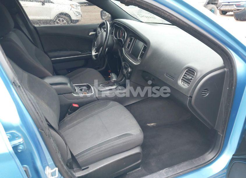 Photo 5 of 2015 Dodge Charger SXT (VIN 2C3CDXHG8FH906921)