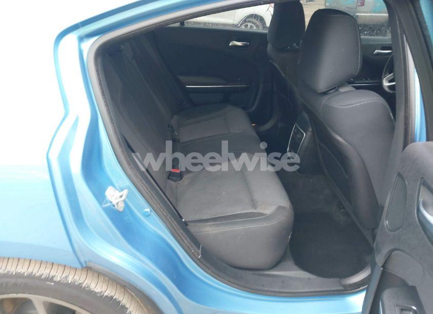 Photo 8 of 2015 Dodge Charger SXT (VIN 2C3CDXHG8FH906921)