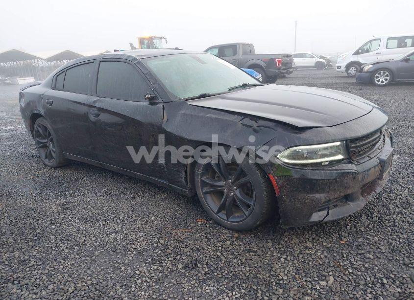 2016 Dodge Charger SXT (VIN 2C3CDXHG8GH192709) main photo