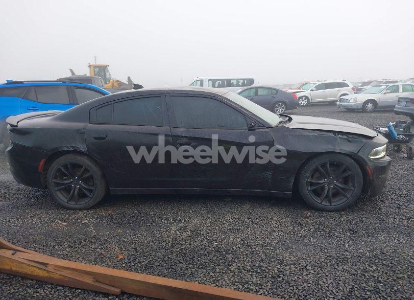 Photo 14 of 2016 Dodge Charger SXT (VIN 2C3CDXHG8GH192709)