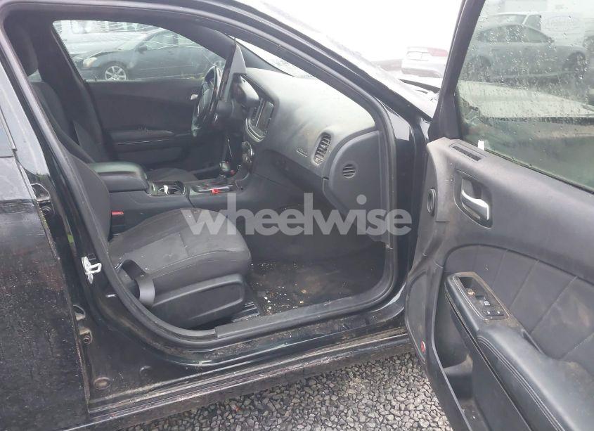 Photo 5 of 2016 Dodge Charger SXT (VIN 2C3CDXHG8GH192709)