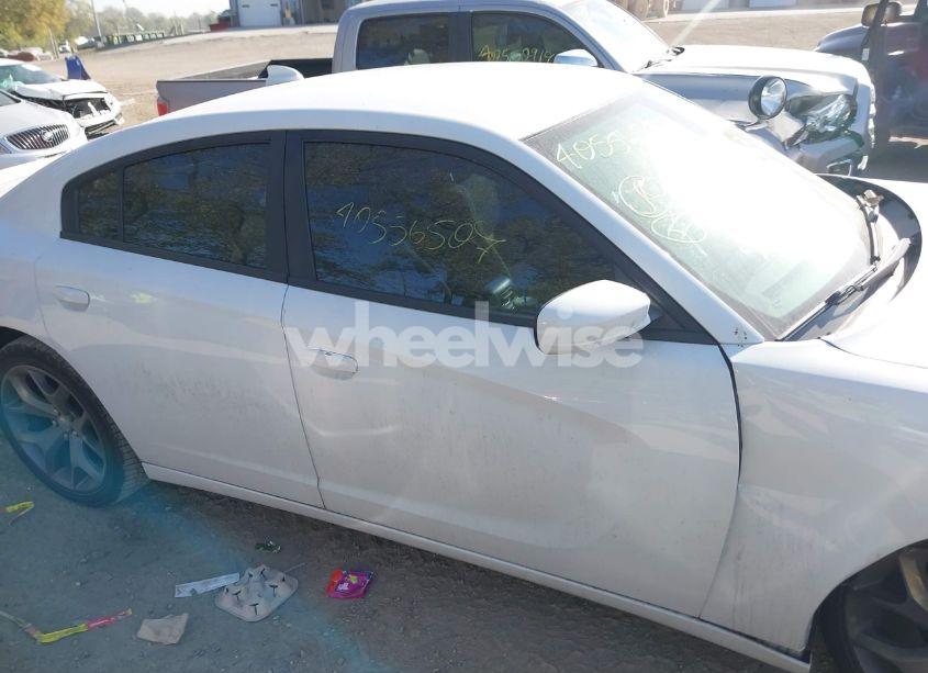 Photo 13 of 2016 Dodge Charger SXT (VIN 2C3CDXHG8GH347615)