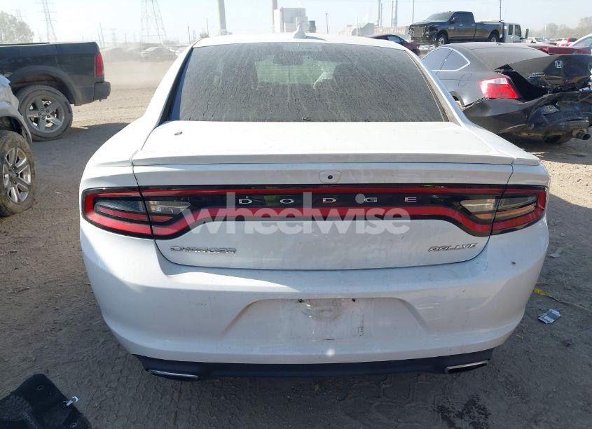 Photo 16 of 2016 Dodge Charger SXT (VIN 2C3CDXHG8GH347615)