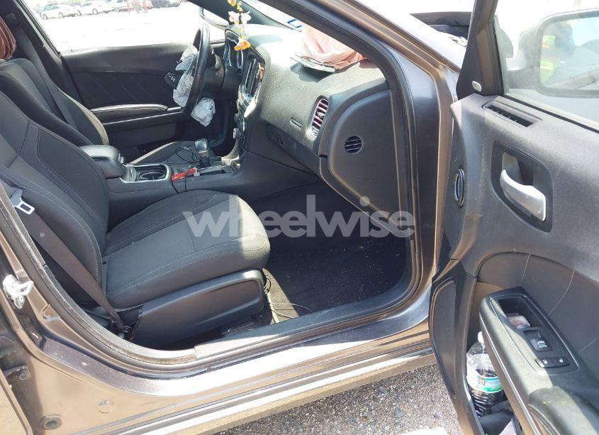 Photo 5 of 2018 Dodge Charger SXT PLUS RWD (VIN 2C3CDXHG8JH138981)