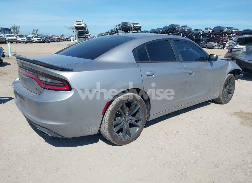 Photo 4 of 2018 Dodge Charger SXT PLUS RWD (VIN 2C3CDXHG8JH273586)