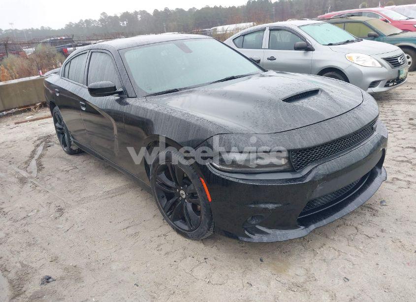 2019 Dodge Charger GT RWD (VIN 2C3CDXHG8KH584744) main photo
