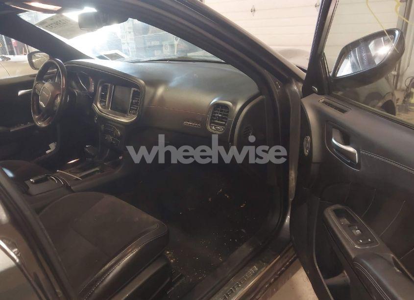 Photo 5 of 2019 Dodge Charger GT RWD (VIN 2C3CDXHG8KH597686)