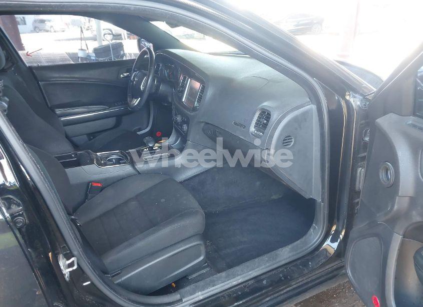 Photo 5 of 2014 Dodge Charger SXT (VIN 2C3CDXHG9EH104098)