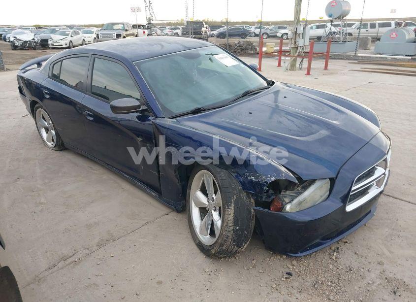 2014 Dodge Charger SXT PLUS (VIN 2C3CDXHG9EH315737) main photo