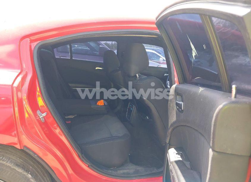 Photo 8 of 2016 Dodge Charger SXT (VIN 2C3CDXHG9GH172873)