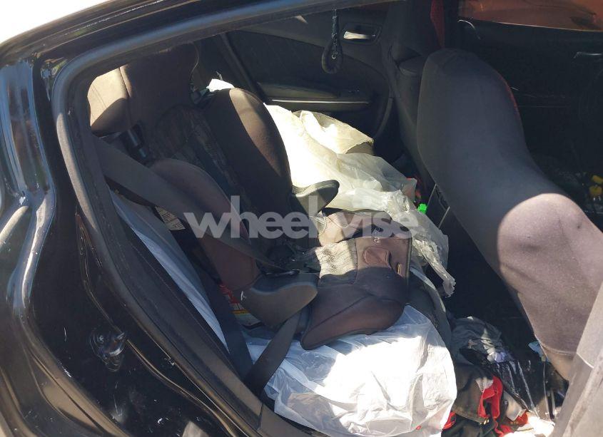 Photo 8 of 2016 Dodge Charger SXT (VIN 2C3CDXHG9GH214362)