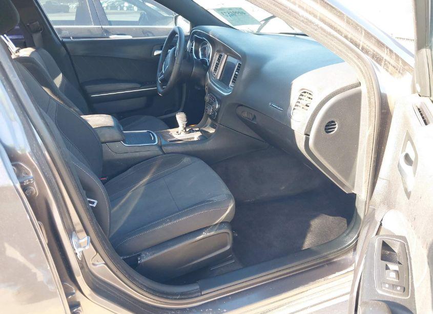 Photo 5 of 2017 Dodge Charger SXT RWD (VIN 2C3CDXHG9HH575141)