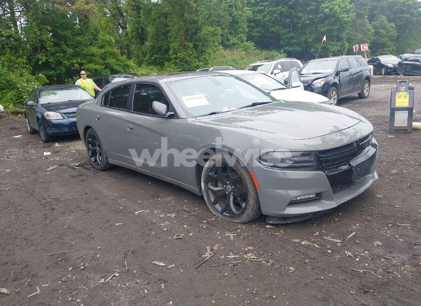 2017 Dodge Charger SXT RWD (VIN 2C3CDXHG9HH617579) main photo