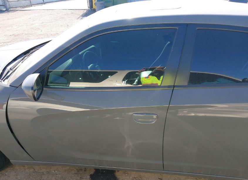 Photo 15 of 2018 Dodge Charger SXT PLUS RWD (VIN 2C3CDXHG9JH113703)