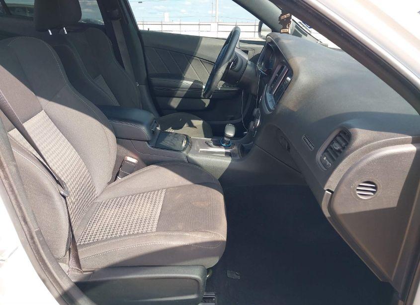 Photo 5 of 2019 Dodge Charger GT RWD (VIN 2C3CDXHG9KH611465)