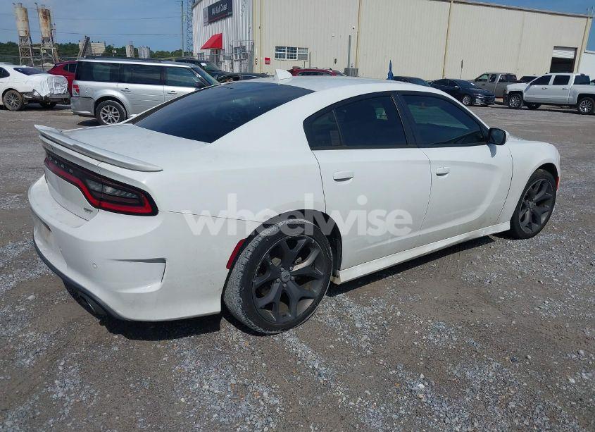 Photo 4 of 2019 Dodge Charger GT RWD (VIN 2C3CDXHG9KH646796)