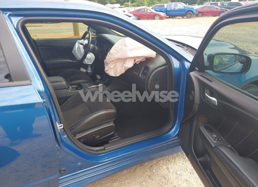 Photo 5 of 2021 Dodge Charger GT RWD (VIN 2C3CDXHG9MH633968)