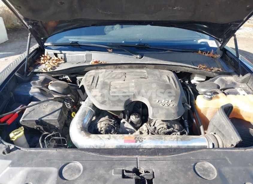 Photo 10 of 2012 Dodge Charger SXT (VIN 2C3CDXHGXCH191085)