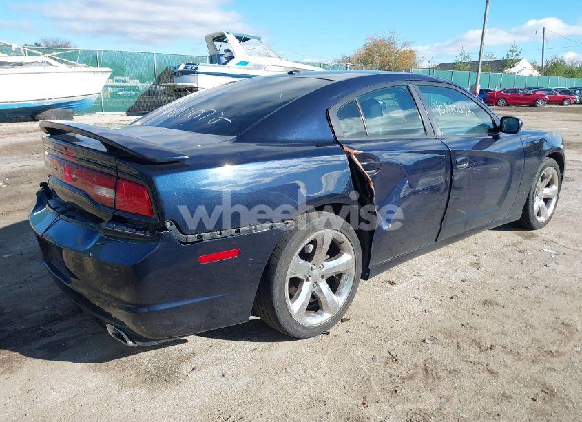 Photo 4 of 2012 Dodge Charger SXT (VIN 2C3CDXHGXCH191085)