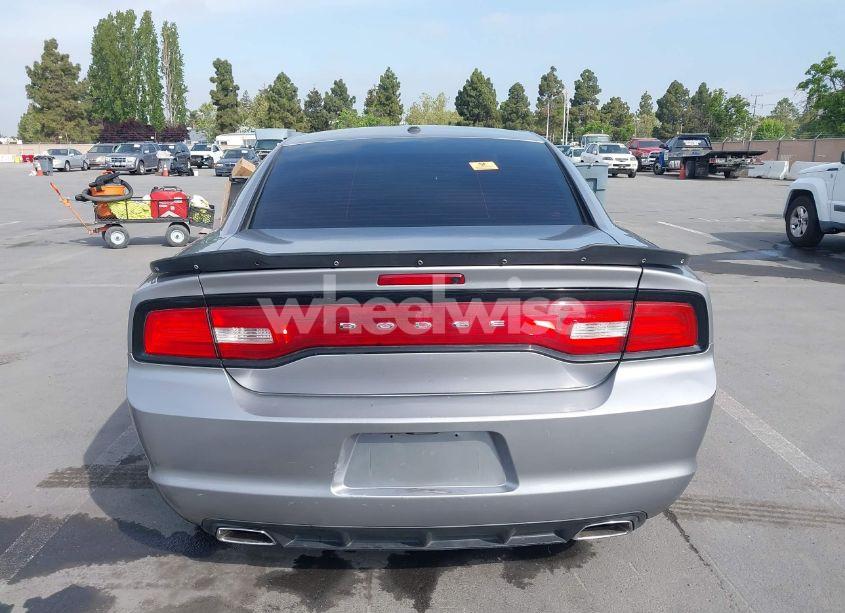 Photo 16 of 2014 Dodge Charger SXT (VIN 2C3CDXHGXEH215064)