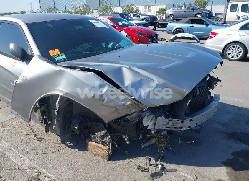 Photo 6 of 2014 Dodge Charger SXT (VIN 2C3CDXHGXEH215064)