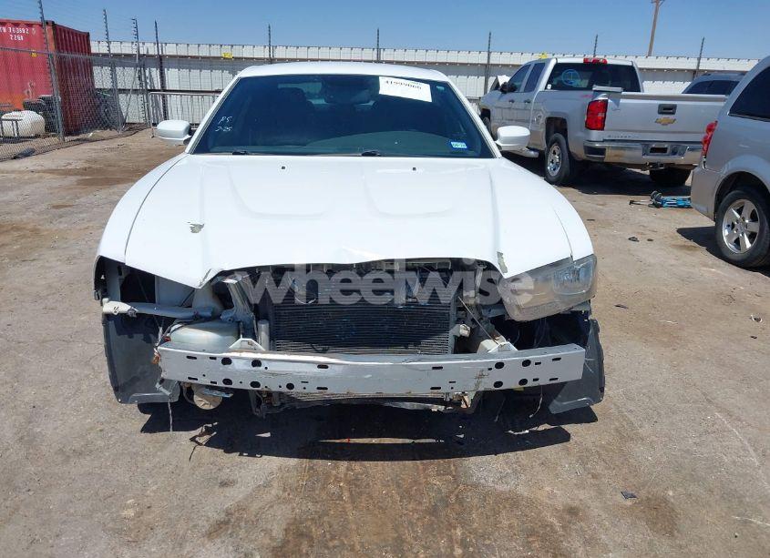 Photo 13 of 2014 Dodge Charger SXT (VIN 2C3CDXHGXEH259498)