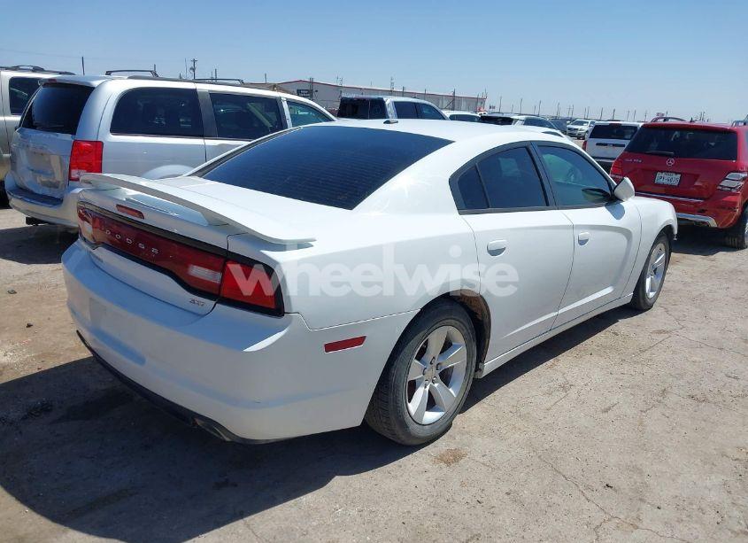 Photo 4 of 2014 Dodge Charger SXT (VIN 2C3CDXHGXEH259498)