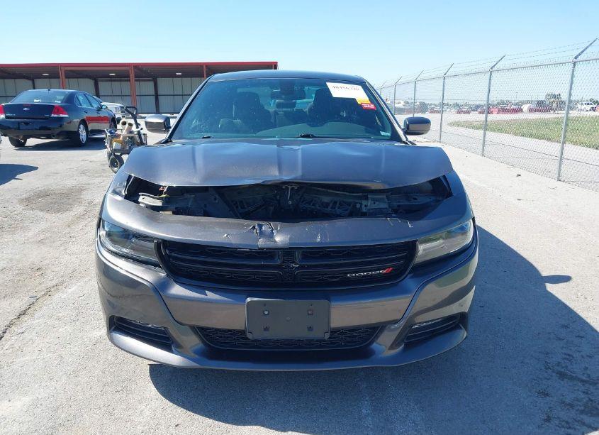 Photo 12 of 2015 Dodge Charger SXT (VIN 2C3CDXHGXFH724864)