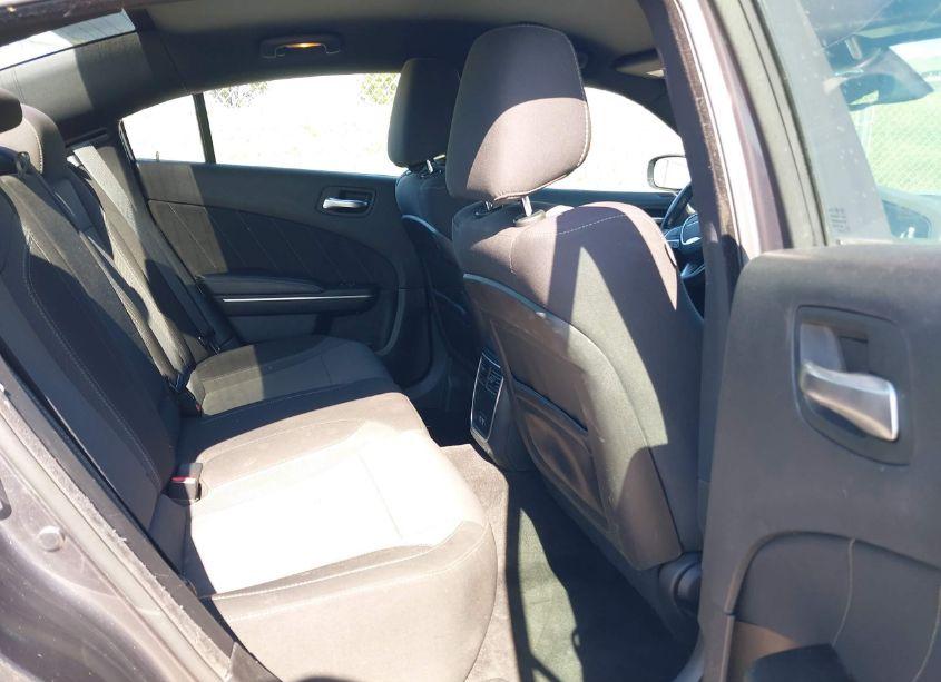 Photo 8 of 2015 Dodge Charger SXT (VIN 2C3CDXHGXFH724864)