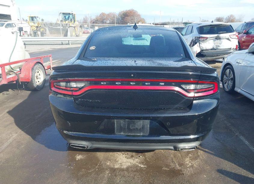 Photo 16 of 2016 Dodge Charger SXT (VIN 2C3CDXHGXGH140448)