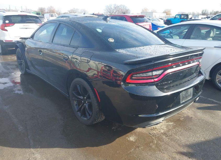 Photo 3 of 2016 Dodge Charger SXT (VIN 2C3CDXHGXGH140448)
