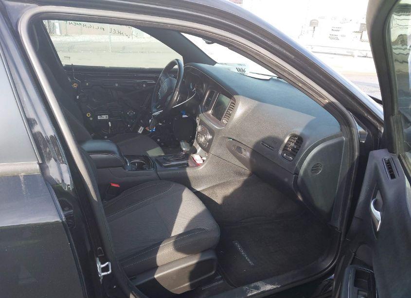 Photo 5 of 2016 Dodge Charger SXT (VIN 2C3CDXHGXGH140448)