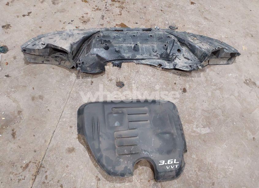 Photo 12 of 2016 Dodge Charger SXT (VIN 2C3CDXHGXGH258001)