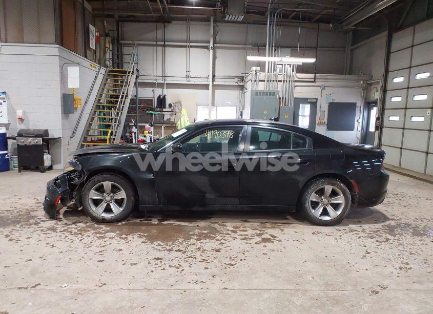 Photo 15 of 2016 Dodge Charger SXT (VIN 2C3CDXHGXGH258001)