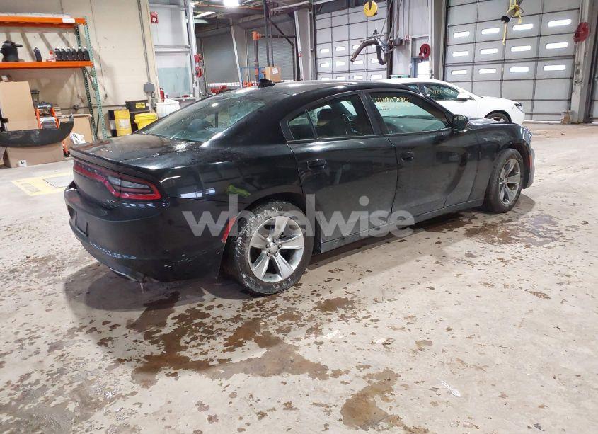 Photo 4 of 2016 Dodge Charger SXT (VIN 2C3CDXHGXGH258001)