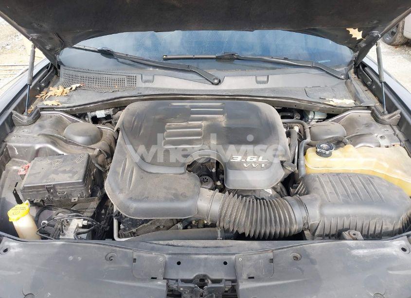 Photo 10 of 2016 Dodge Charger SXT (VIN 2C3CDXHGXGH335045)