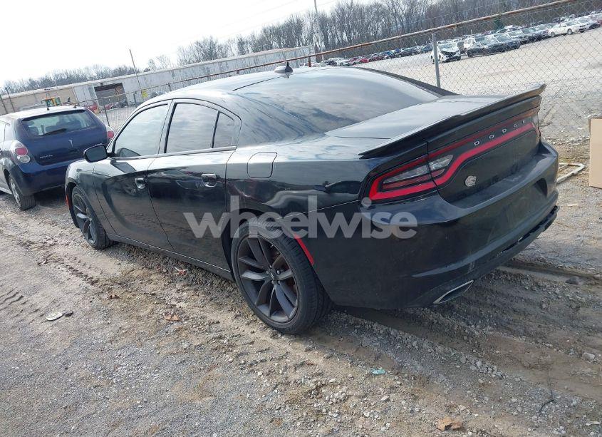 Photo 3 of 2016 Dodge Charger SXT (VIN 2C3CDXHGXGH335045)