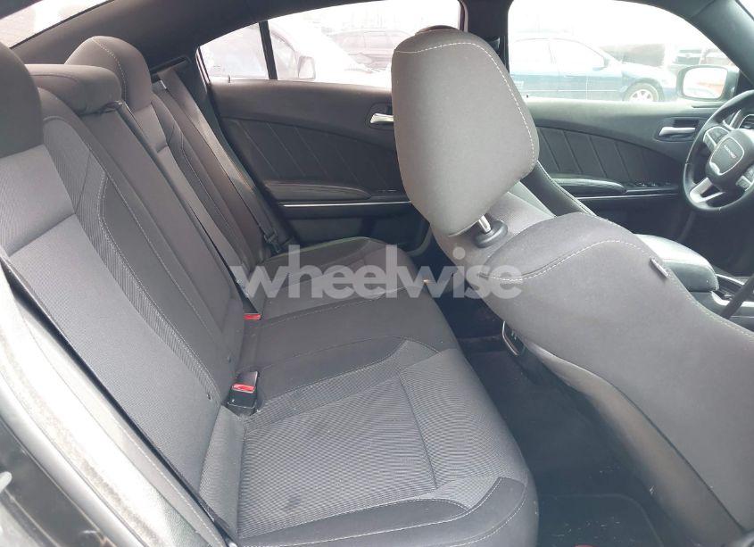 Photo 8 of 2016 Dodge Charger SXT (VIN 2C3CDXHGXGH335045)