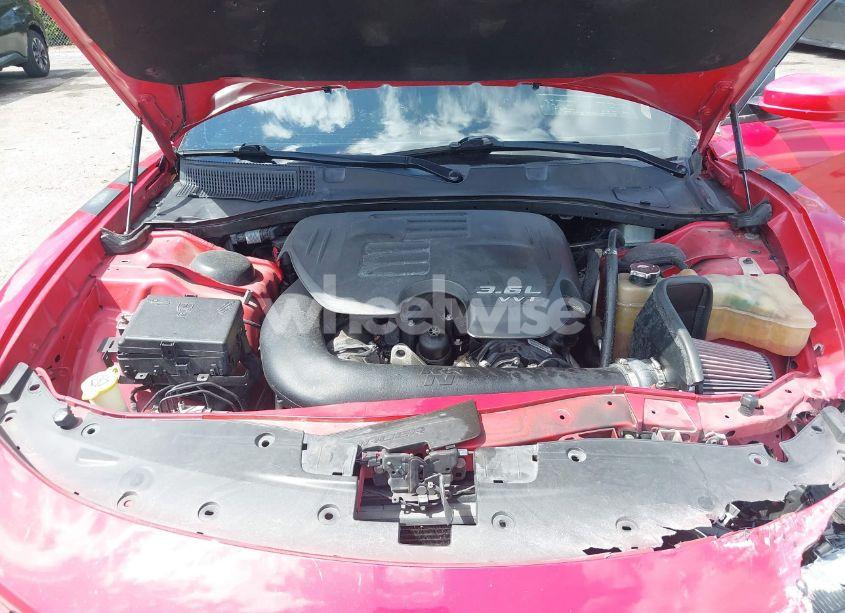 Photo 10 of 2016 Dodge Charger SXT (VIN 2C3CDXHGXGH339208)